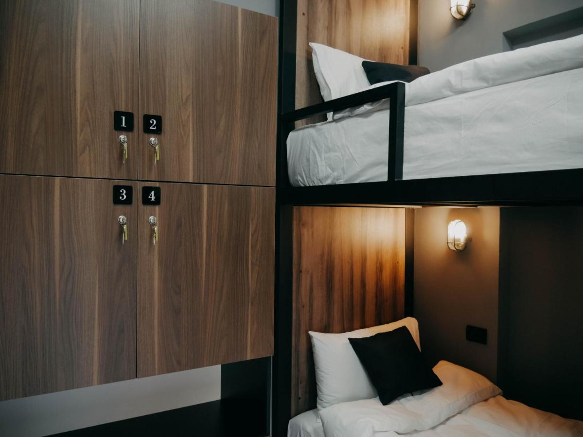 The Maze Hostel Tirana Kültér fotó